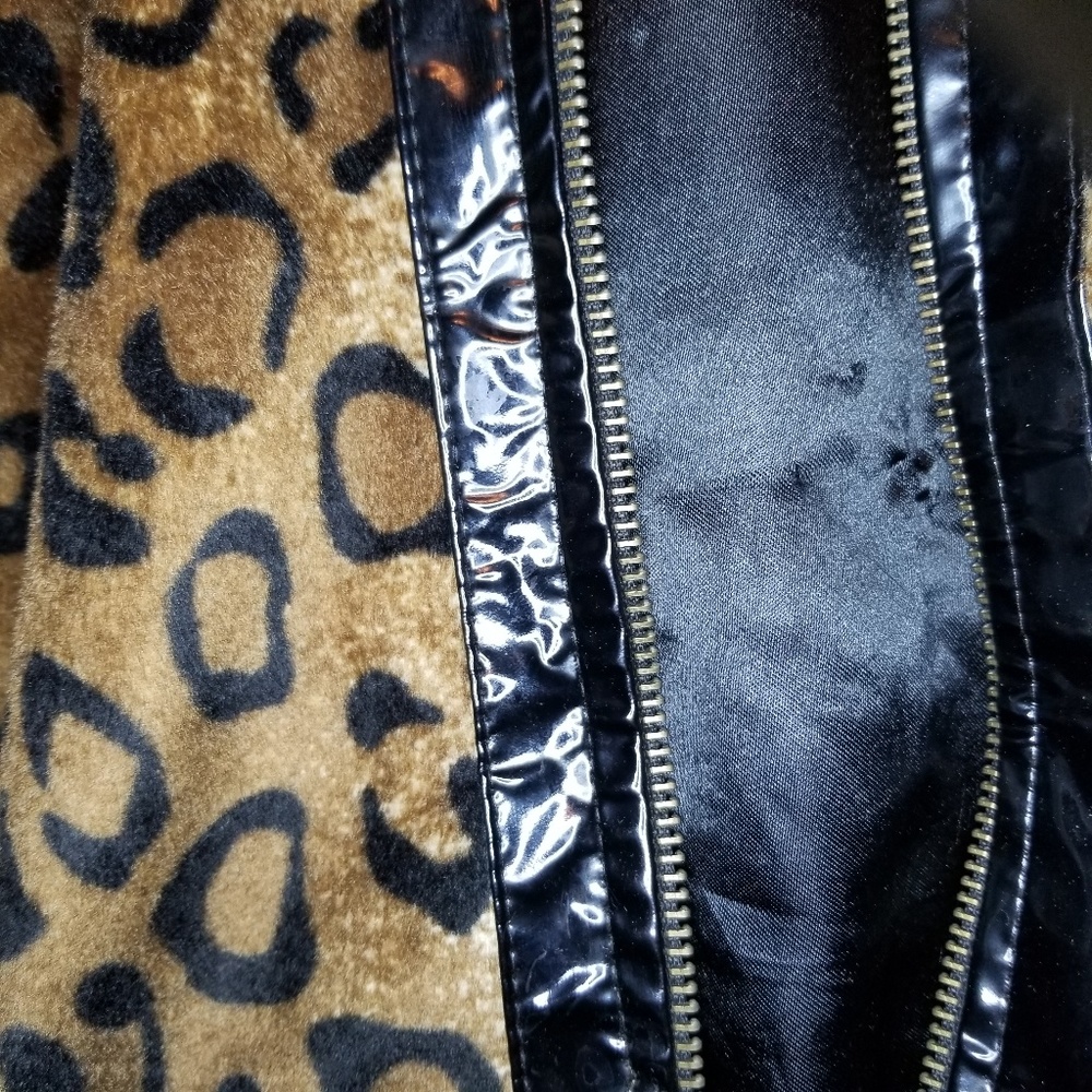 Leopard Print Jacket - Picture 3 of 3